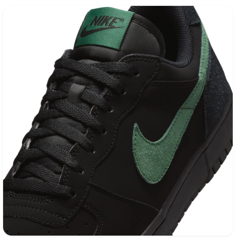 Nike Low-Top Sneakers - Black & Forest Green