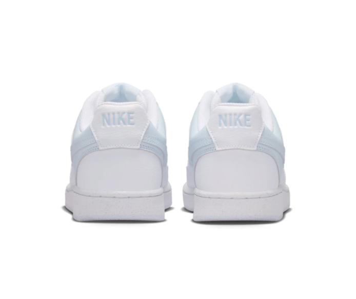 Nike Low-Top Sneakers - White & Pale Blue