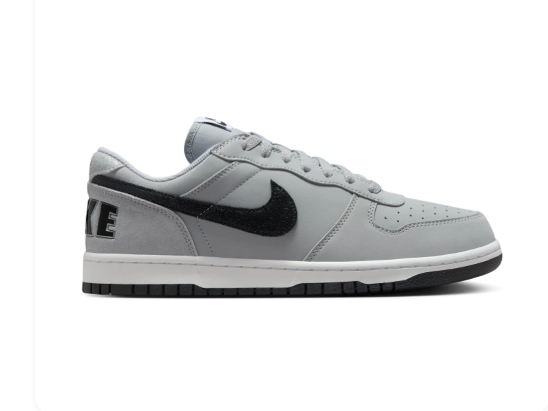 Nike Low-Top Sneakers - Light Gray, Black & White