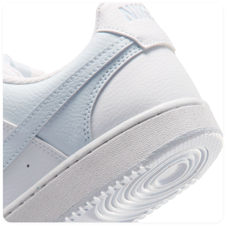 Nike Low-Top Sneakers - White & Pale Blue