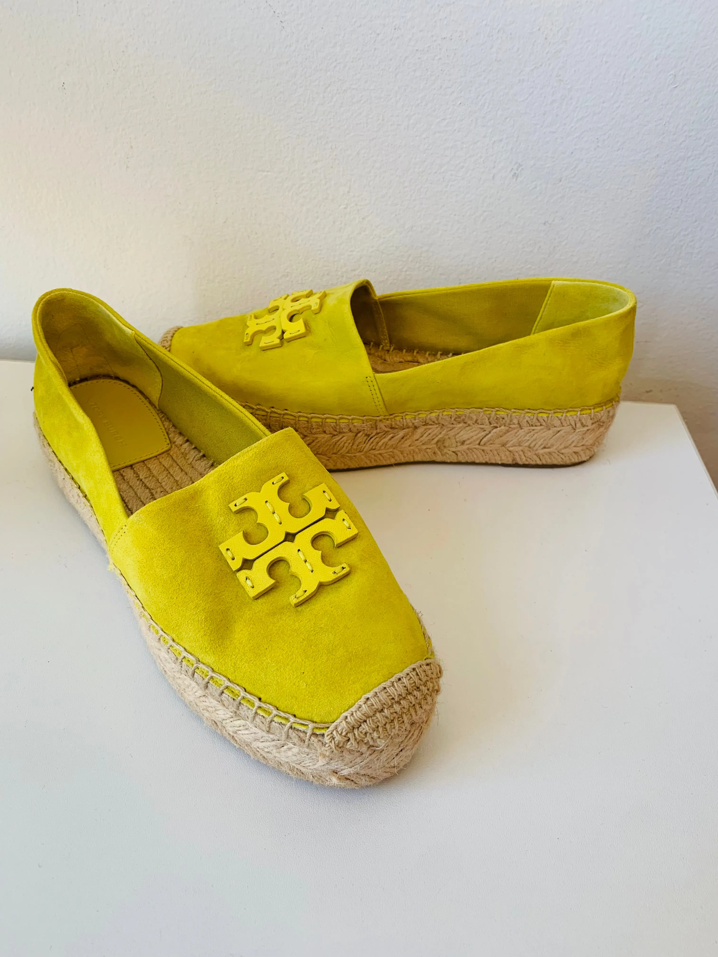 Tory Burch Ines Yellow Suede Espadrille Size 8.5 New