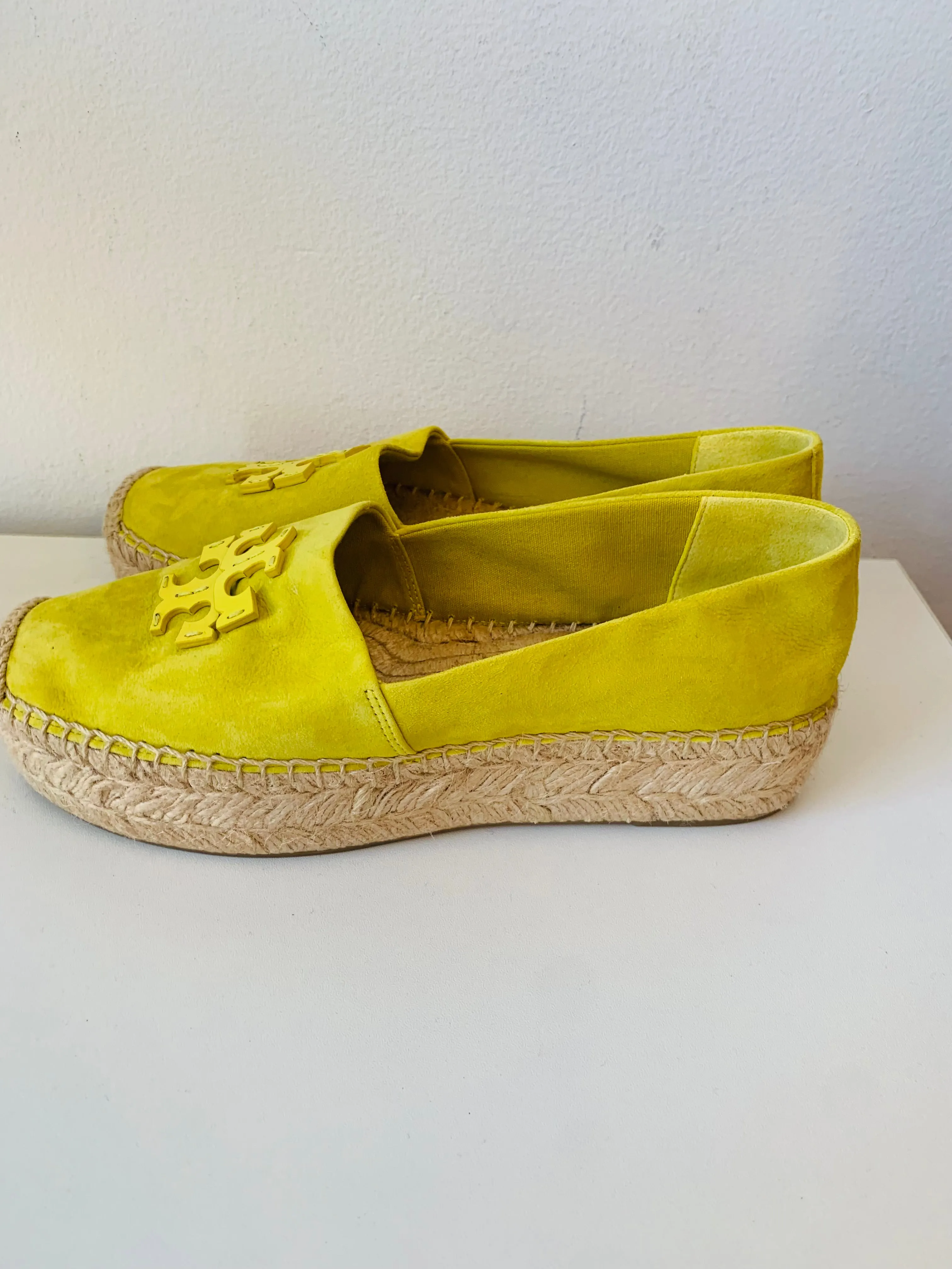 Tory Burch Ines Yellow Suede Espadrille Size 8.5 New